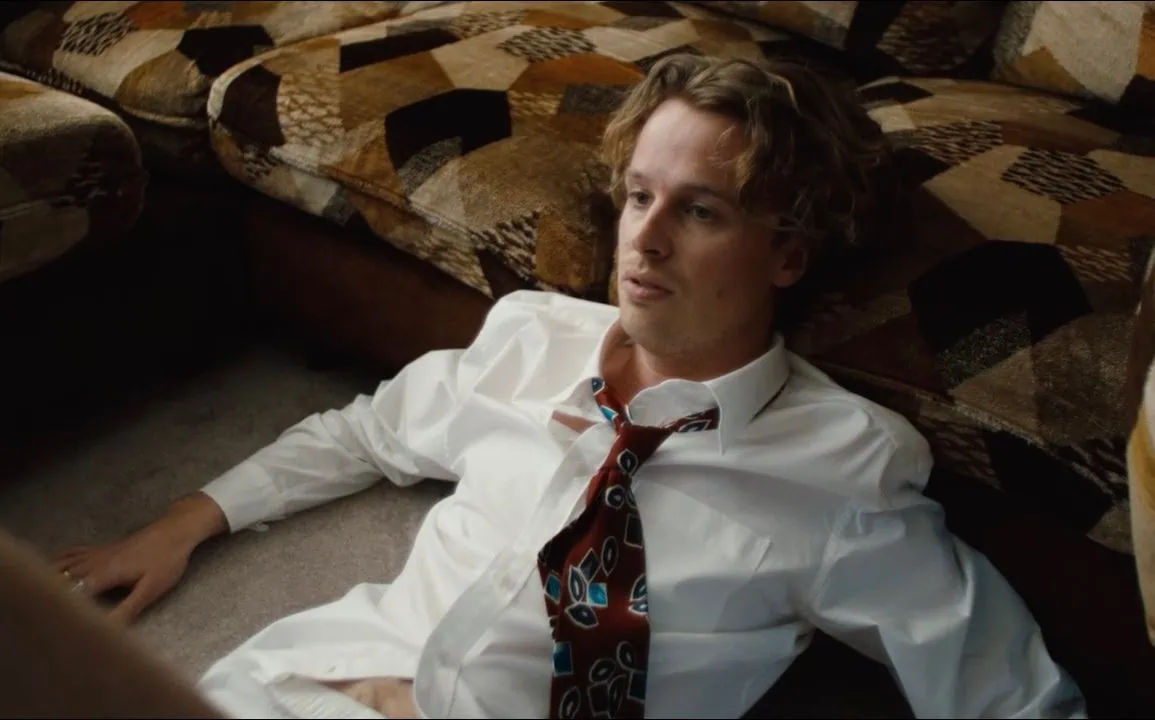 Isak Danielson dévoile Always You, clip émouvant sur l'amour perdu 1 Isak Danielson dévoile Always You, clip émouvant sur l'amour perdu