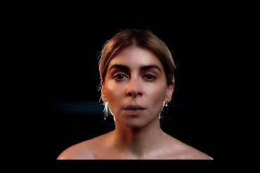 Julie Zenatti dévoile le clip de Plein phare 11 Julie Zenatti dévoile le clip de Plein phare