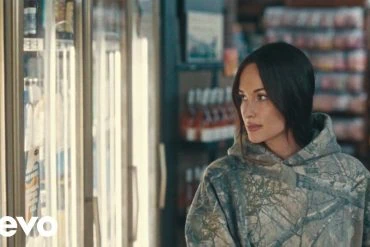Kacey Musgraves dévoile Dry Spell, extrait de Middle of Nowhere 2 Kacey Musgraves dévoile Dry Spell, extrait de Middle of Nowhere