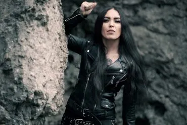 LEATHERWITCH dévoile Beast Inside, premier single de First Spell 8 LEATHERWITCH dévoile Beast Inside, premier single de First Spell