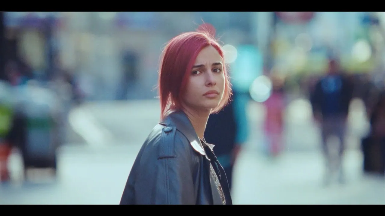 Naomi Scott dévoile le clip de Gracie, extrait de F.I.G 4 Naomi Scott dévoile le clip de Gracie, extrait de F.I.G