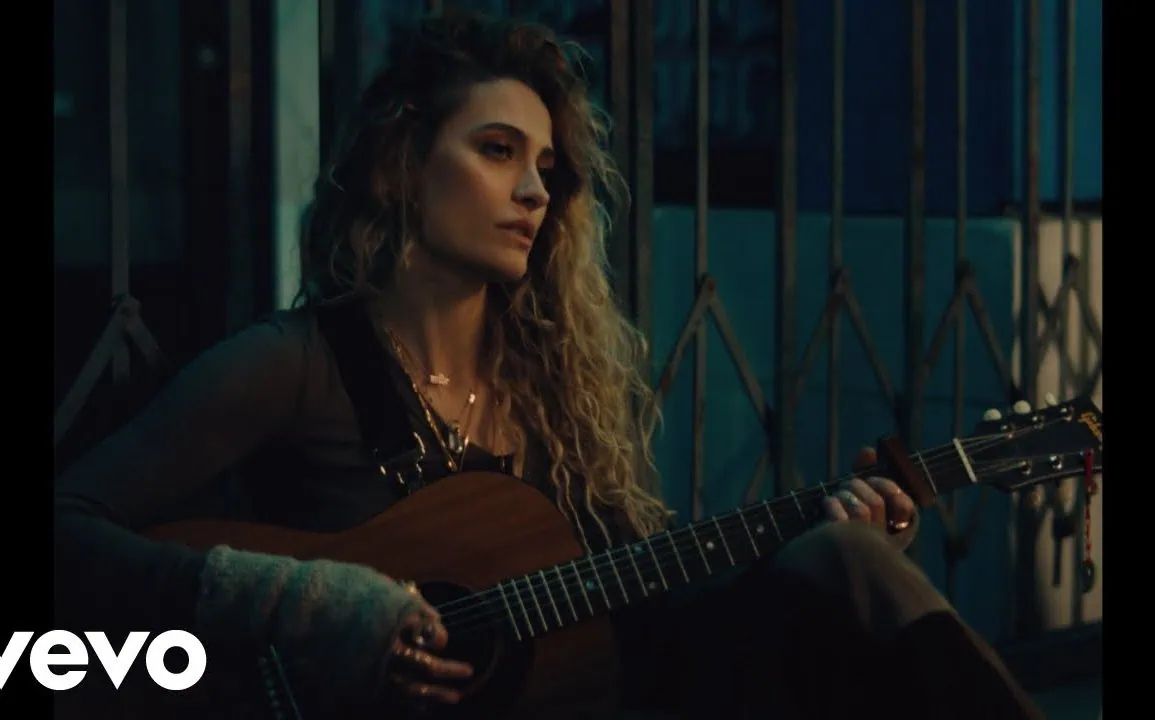 Paris Jackson dévoile le clip de Zombies in Love 1 Paris Jackson dévoile le clip de Zombies in Love