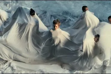 Selah Sue & The Gallands dévoilent Movin’, clip dirigé par Hiba Baddou 17 Selah Sue & The Gallands dévoilent Movin’, clip dirigé par Hiba Baddou