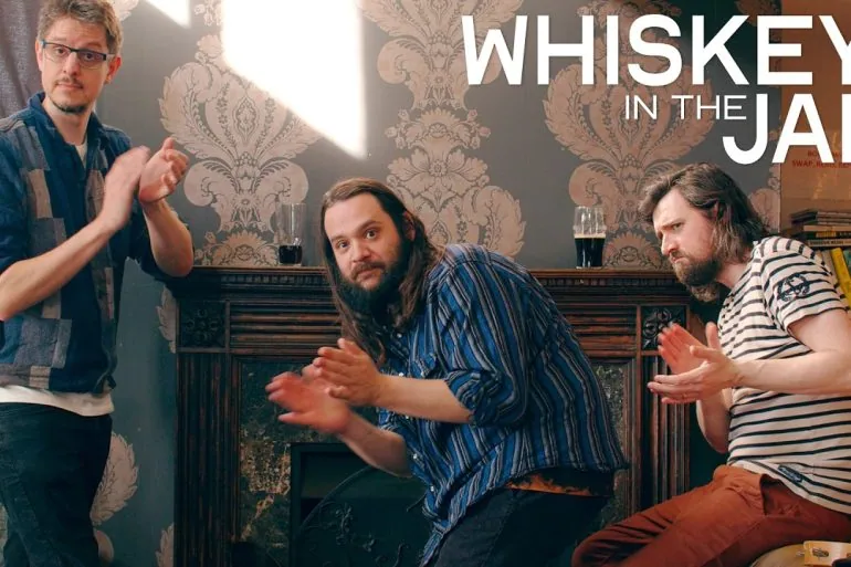 The Longest Johns sort Whiskey in the Jar pour Mother's Pride 14 The Longest Johns sort Whiskey in the Jar pour Mother's Pride