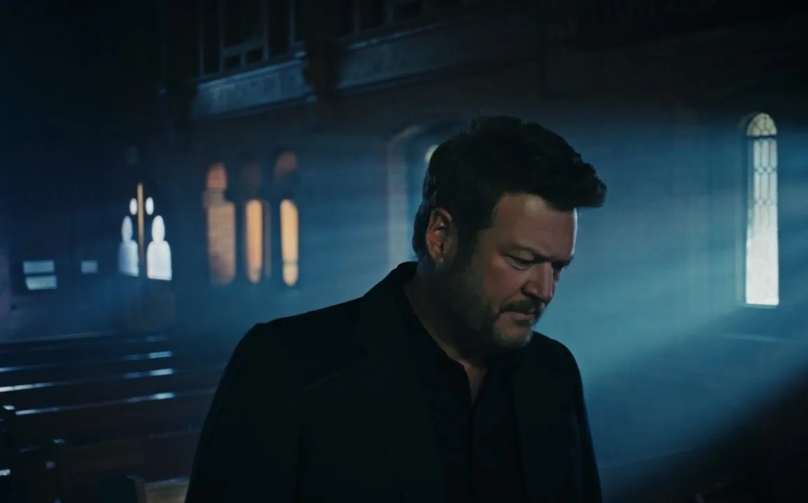 Blake Shelton dévoile le clip de Let Him In Anyway 1 Blake Shelton dévoile le clip de Let Him In Anyway