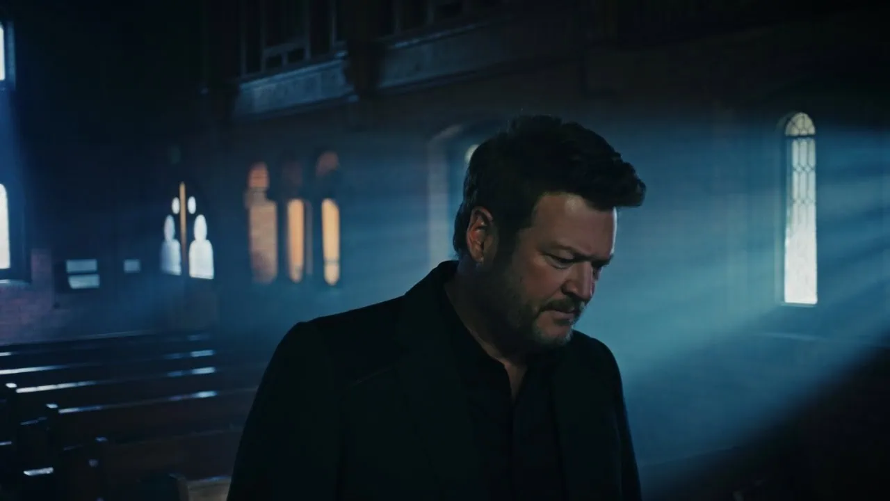 Blake Shelton dévoile le clip de Let Him In Anyway 4 Blake Shelton dévoile le clip de Let Him In Anyway