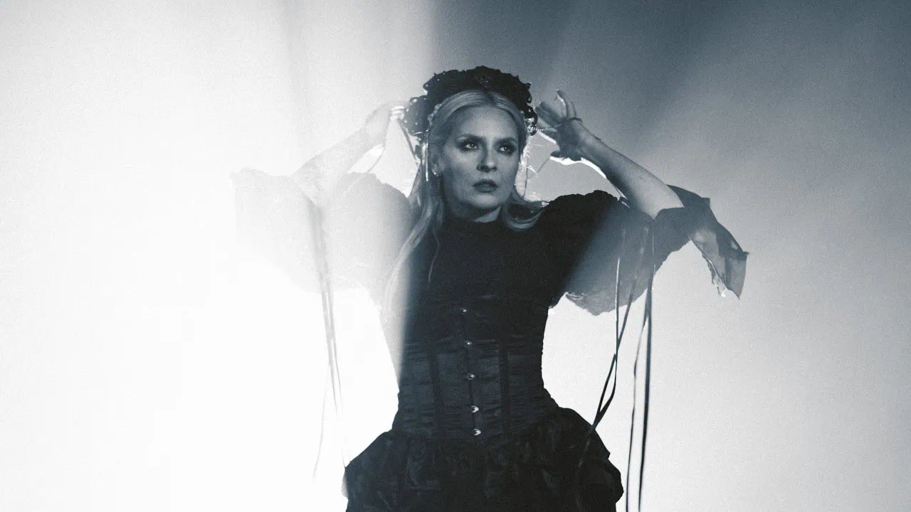 Eivør dévoile Healer, nouveau single via Nuclear Blast 4 Eivør dévoile Healer, nouveau single via Nuclear Blast