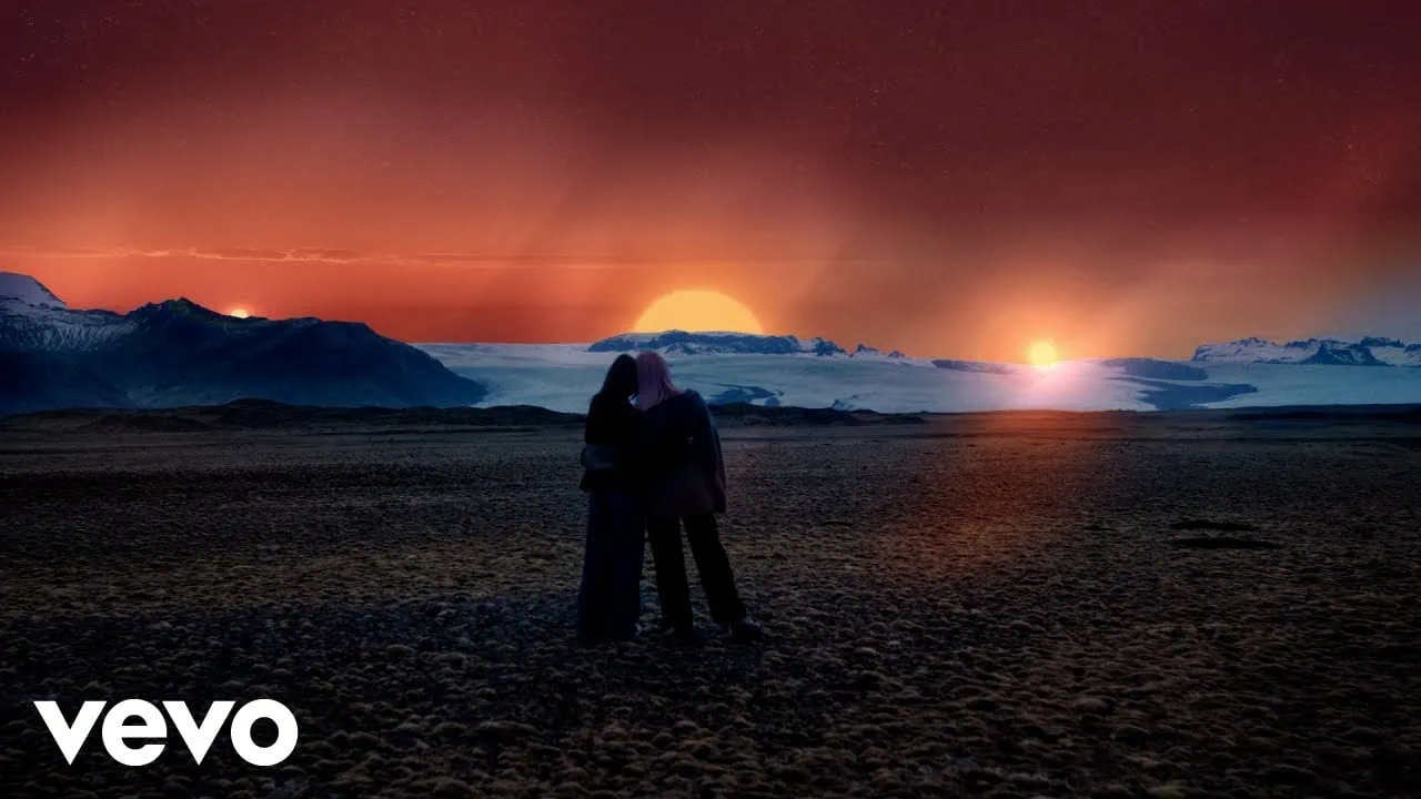 Indochine dévoile le clip Les nouveaux soleils, extrait de Babel Babel 4 Indochine dévoile le clip Les nouveaux soleils, extrait de Babel Babel