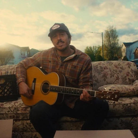 Morgan Evans dévoile Letting You Go, extrait de Steel Town 2 Morgan Evans dévoile Letting You Go, extrait de Steel Town