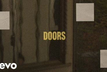 Noah Kahan dévoile Doors, extrait de The Great Divide 8 Noah Kahan dévoile Doors, extrait de The Great Divide