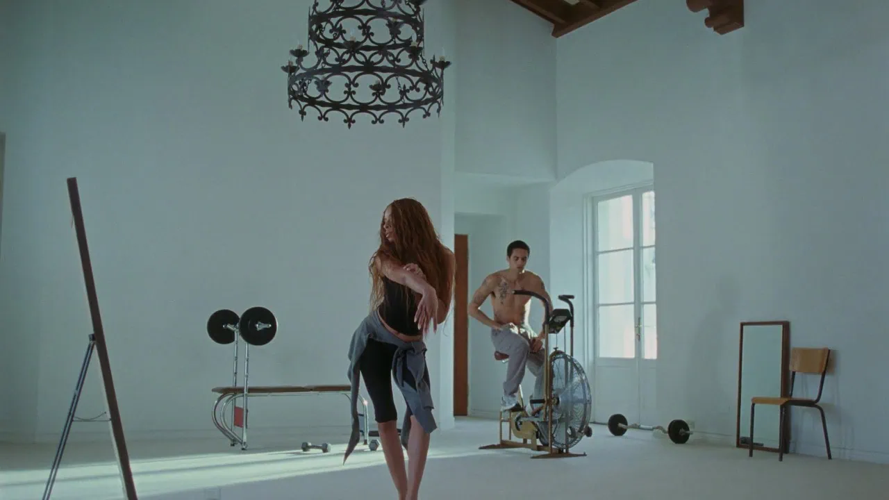 Ravyn Lenae dévoile le clip de Reputation feat. Dominic Fike 4 Ravyn Lenae dévoile le clip de Reputation feat. Dominic Fike