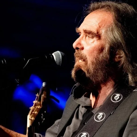 Mort de Dennis Locorriere, chanteur de Dr. Hook, à l'âge de 76 ans 2 Mort de Dennis Locorriere, chanteur de Dr. Hook, à l'âge de 76 ans