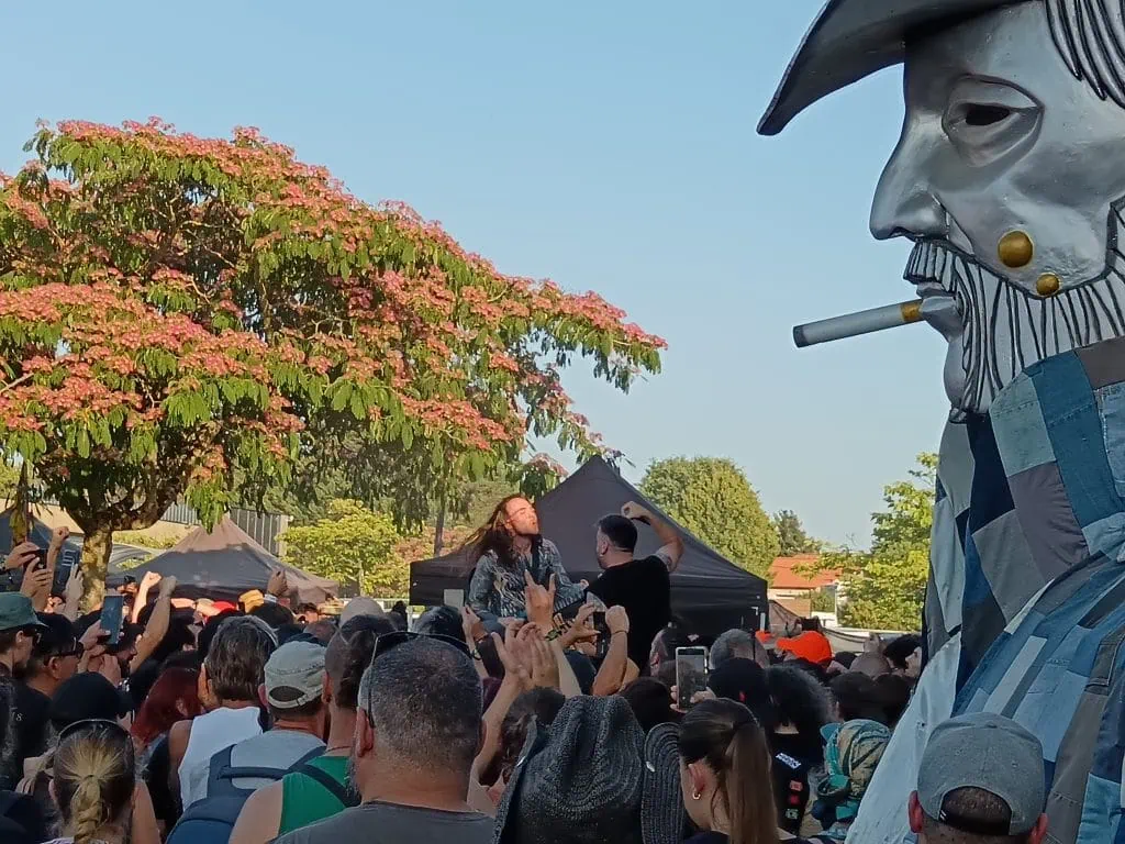 Hellfest 2026 : un Hellfest Off brûlant sur le parking Leclerc 4 Hellfest 2026 : un Hellfest Off brûlant sur le parking Leclerc
