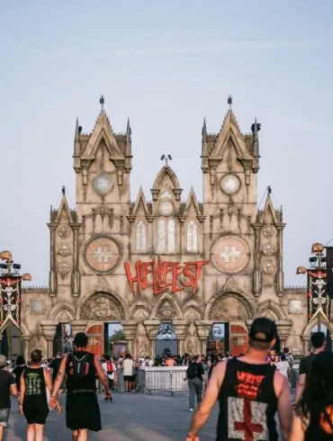 Hellfest : comment le metal se met sérieusement à la RSO 12 Photo de couverture de *Initiatives u00c9coresponsables Au Hellfest* - RUF
