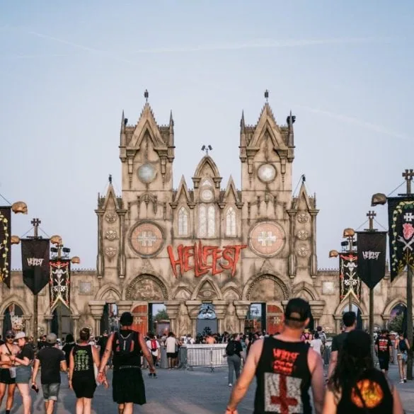 Hellfest : comment le metal se met sérieusement à la RSO 2 Photo de couverture de *Initiatives u00c9coresponsables Au Hellfest* - RUF