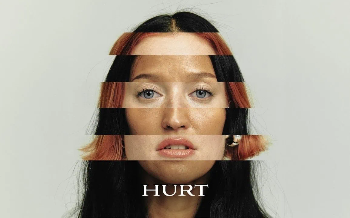 Icona Pop a sorti Hurt le 21 août