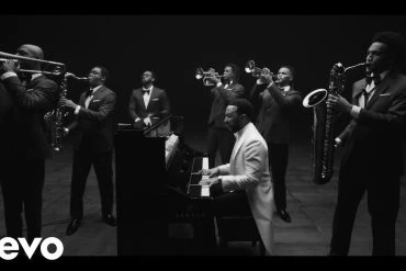 John Legend a sorti Bodies On The Floor le 26 octobre 35 John Legend a sorti Bodies On The Floor le 26 octobre