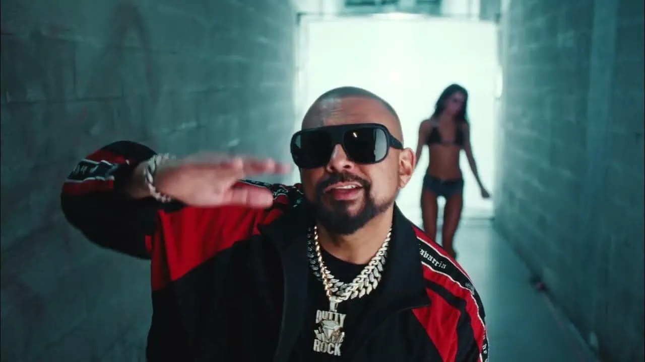 Sean Paul a publié le clip de DIP le 22 octobre 3 Miniature du clip de Sean Paul & Sommer Ray - DIP
